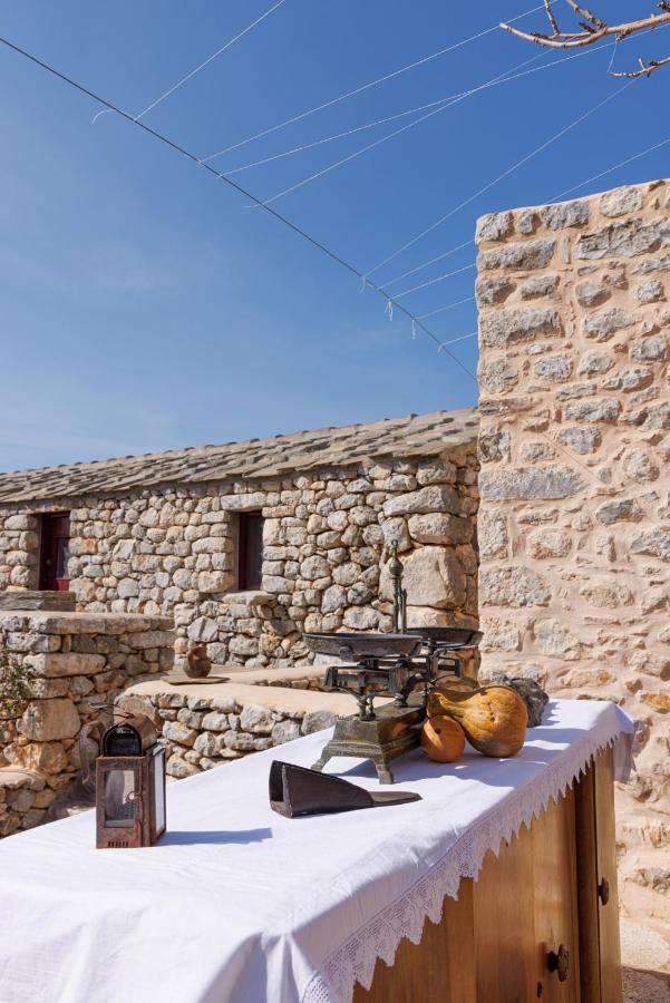 Lithos Stone Suites Ареополі Екстер'єр фото