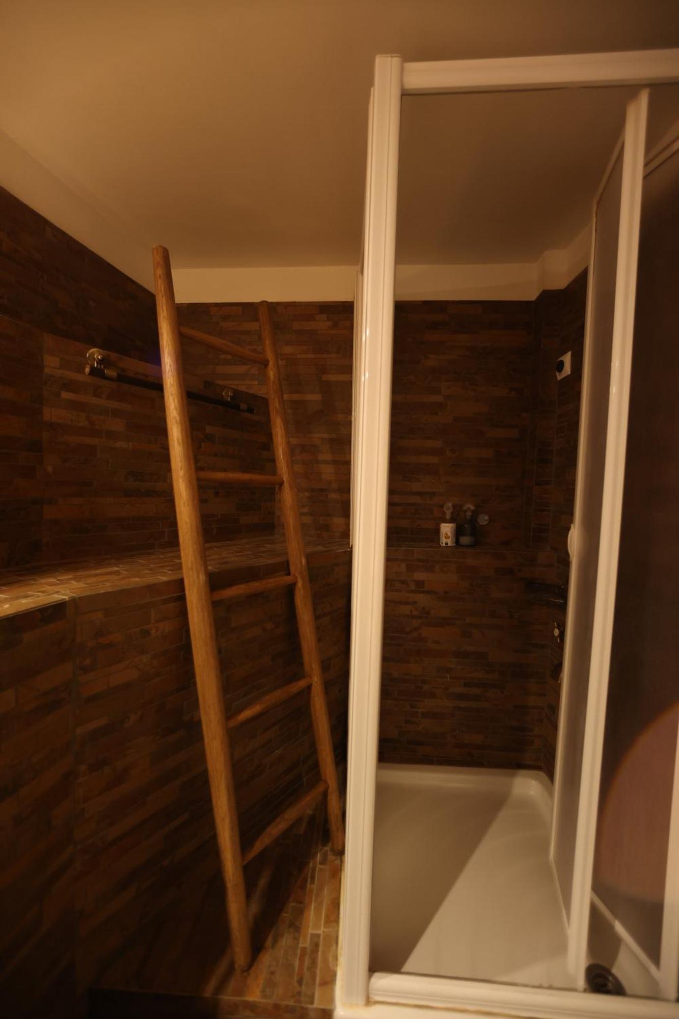 Lithos Stone Suites Ареополі Номер фото